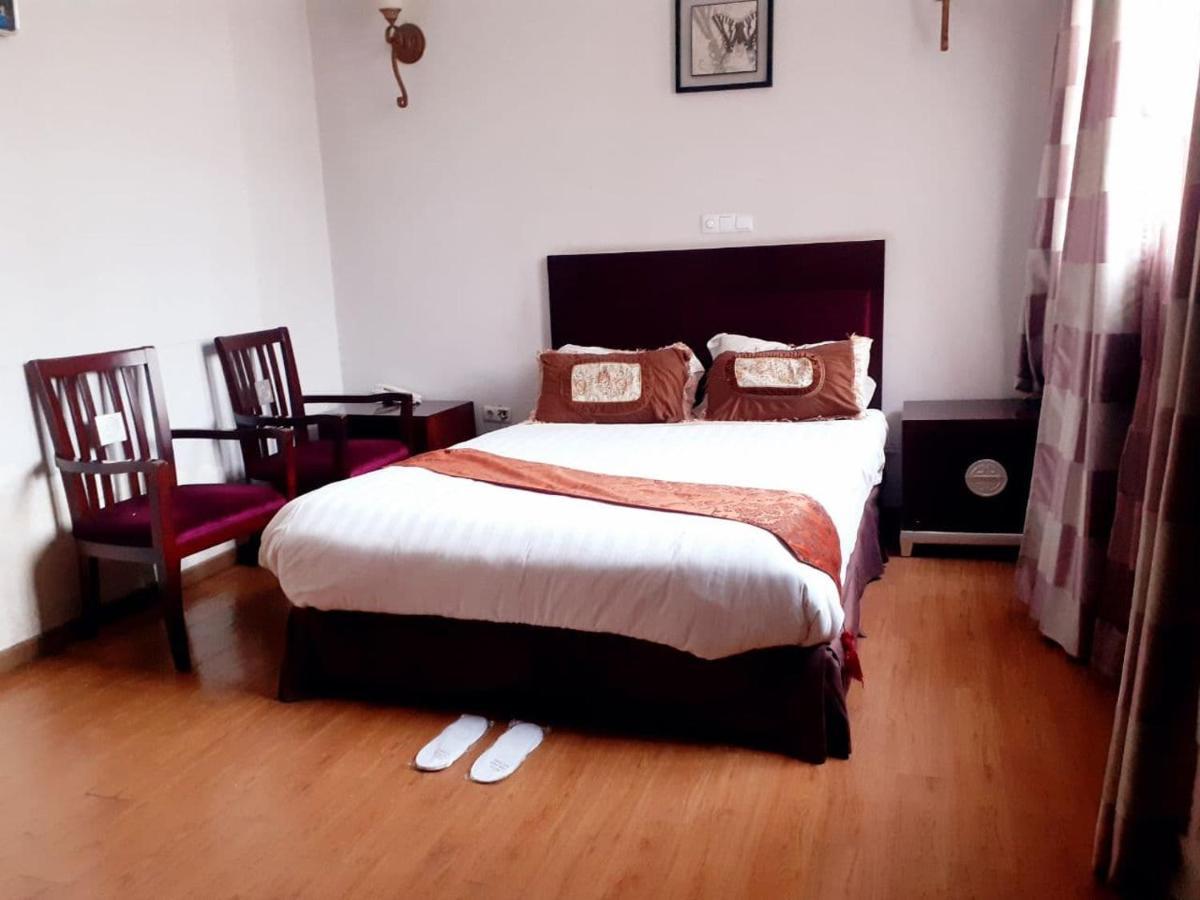 Amenities Hotel Addisz-Abeba Kültér fotó